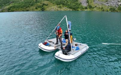 Lenke til artikkel: Forskning ved Svartfjelljøkelen med god hjelp fra lokalsamfunnet i Bergsfjord